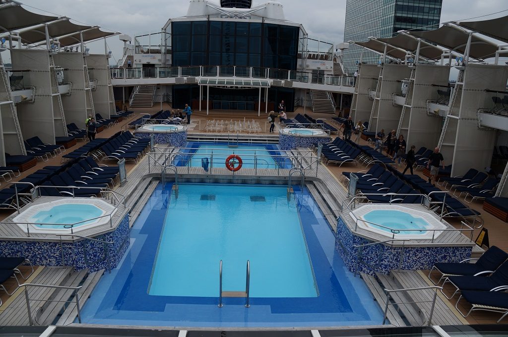 Celebrity Eclipse Poolbereich