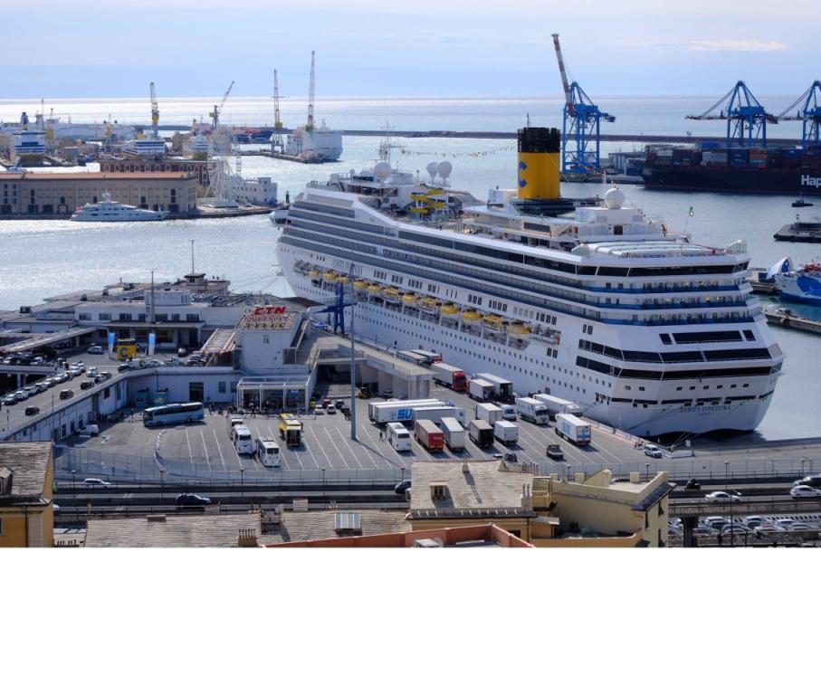 Costa Crociere kehrt in den Hafen von Genua zurück 