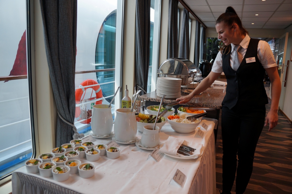 Light Lunch an Bord der Bijou du Rhone von nicko cruises