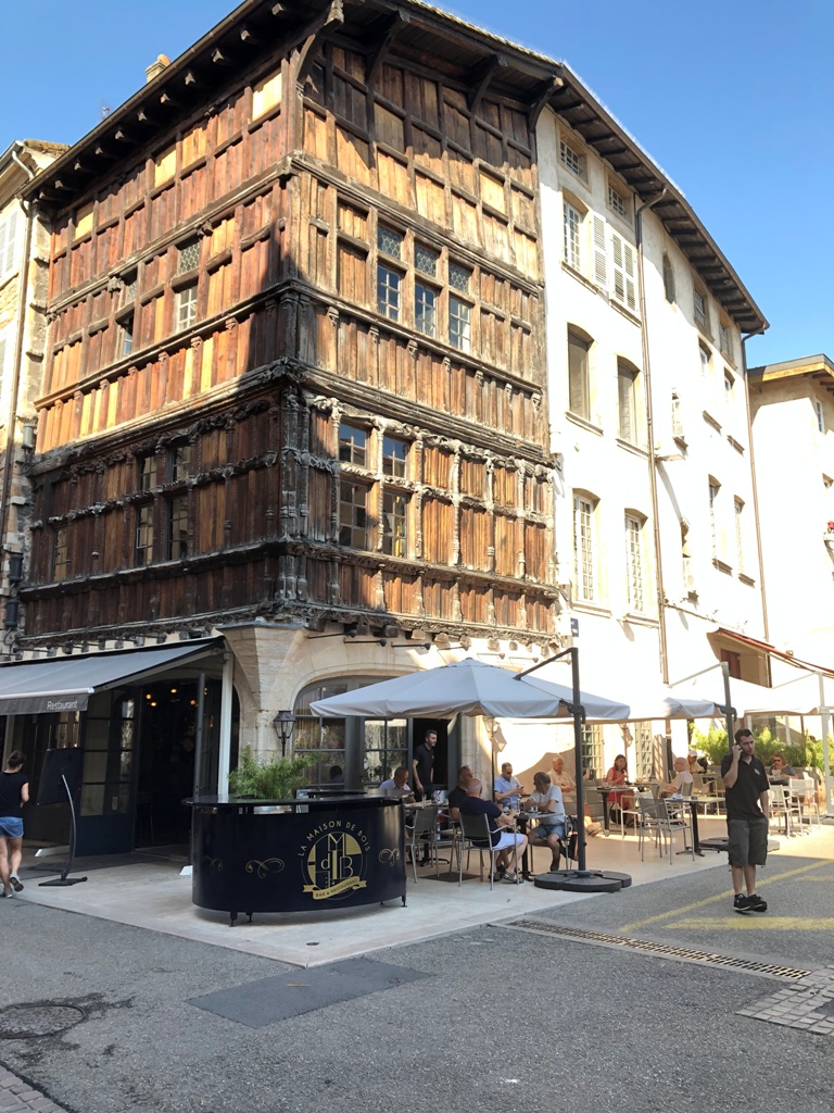 Renaissance Holzhaus das Vieux Saint-Vincent am Platz Herbes in Macon