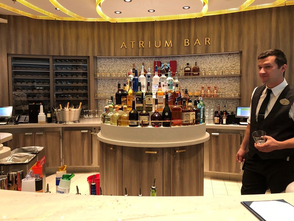 Atrium Bar