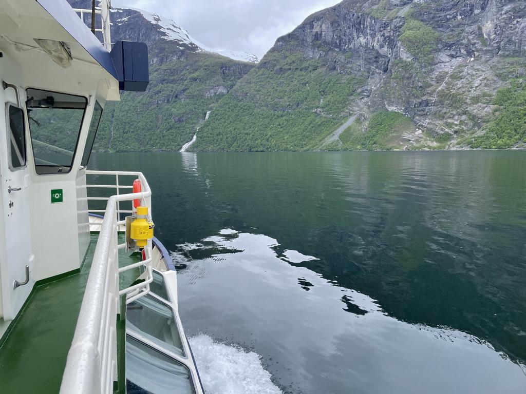 Fahrt mit dem Geiranger Fjordservice auf dem Geiranger Fjord