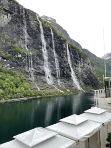 Read more about the article Kreuzfahrt Highlight Geirangerfjord