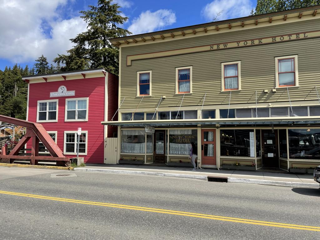 New York Hotel and Cafe seit 1924 in Ketchikan