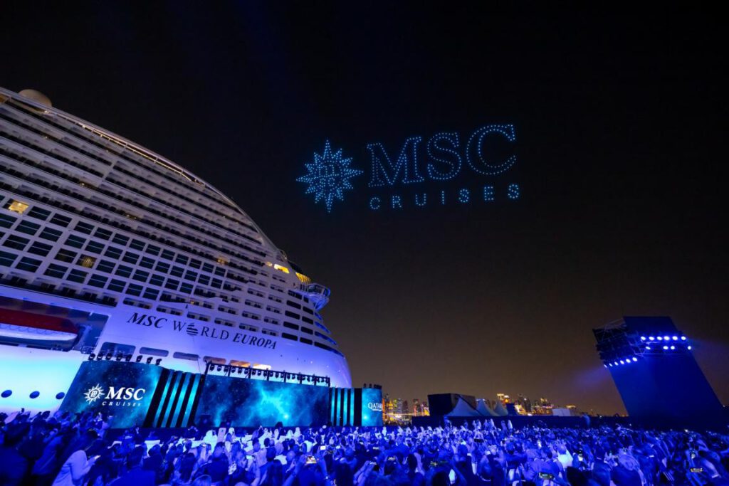 Taufe der MSC World Europa in Doha, Katar
