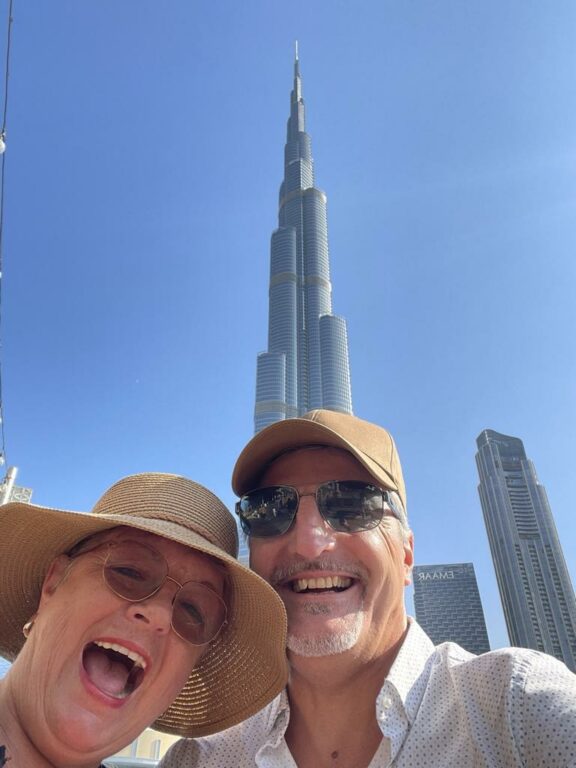 Mrs. Gabriele and Mr. Ralf vor Burj Khalifa Dubai