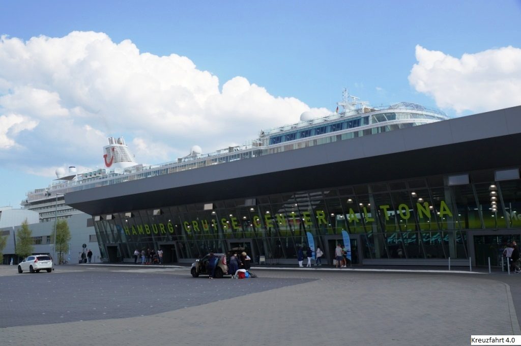 Kreuzfahrt 4.0 Mein Schiff 6 am Cruise Terminal Hamburg