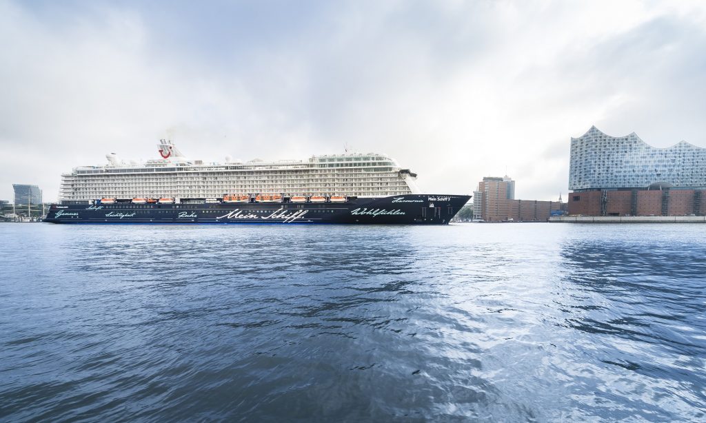 TUI Cruise Mein Schiff 5 Kreuzfahrt in Hamburg